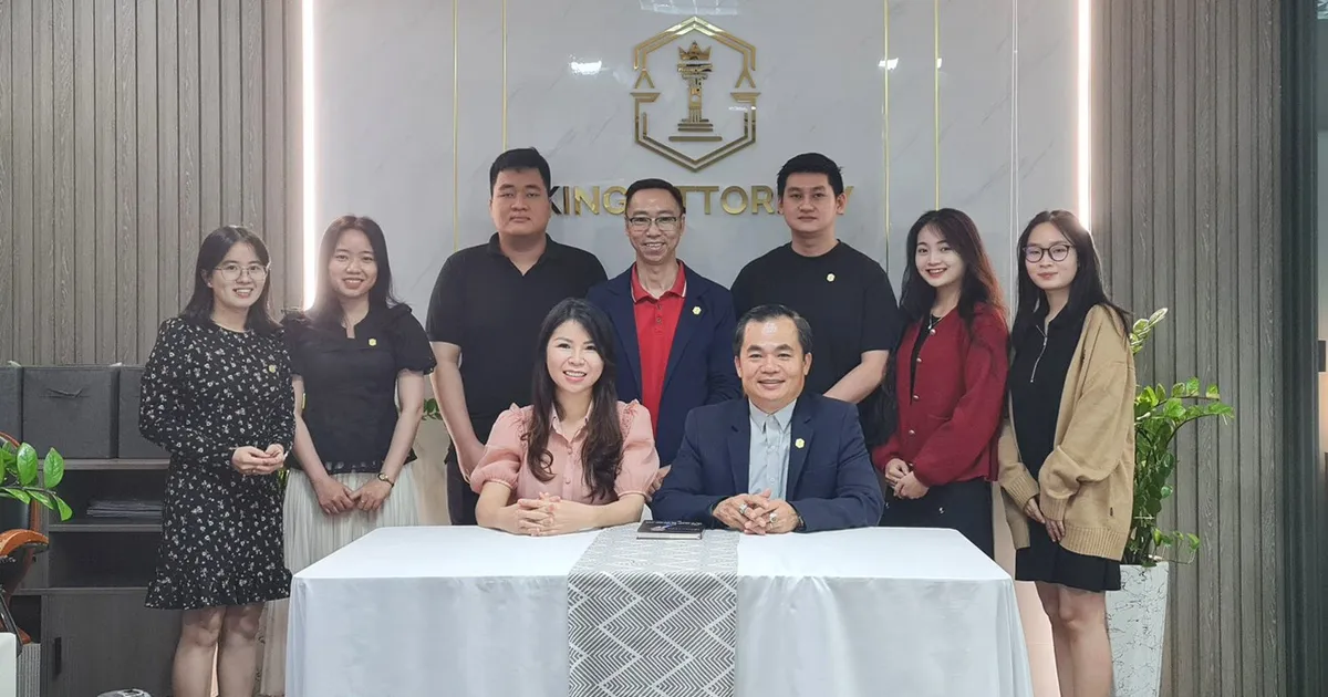 Bà Kiều Thị Thành (Selena Kieu) - Chủ tịch HĐQT kiêm Tổng Giám đốc Công Ty Cổ Phần Quốc Tế MocaFund Có Buổi Làm Việc với Ông Đỗ Hữu Chiến (JD Martin Do) - Chủ tịch HĐQT kiêm Tổng Giám đốc Công Ty CP King Attorney