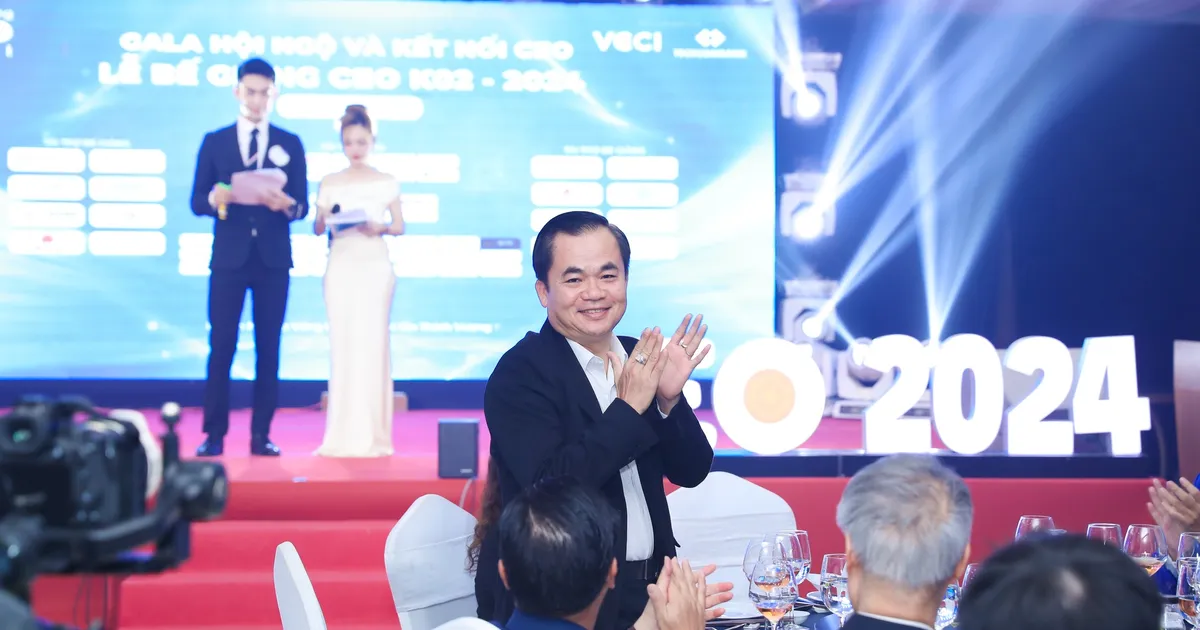 King Attorney đồng hành cùng VCCI tại lễ bế giảng chương trình CEO 4.0 - Khóa 2/2024