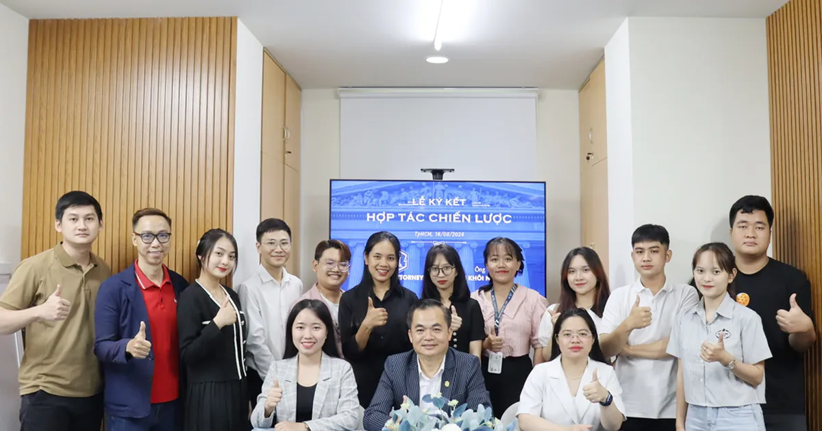 Lễ ký kết MOU giữa Công ty CP King Attorney và các thực tập sinh tiềm năng